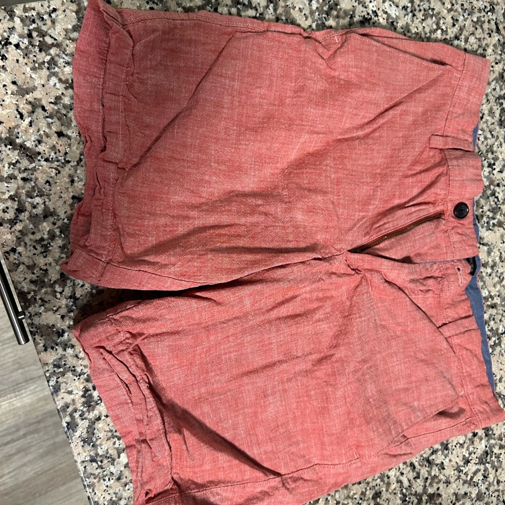Banana Republic Men's Coral Flat Front Shorts